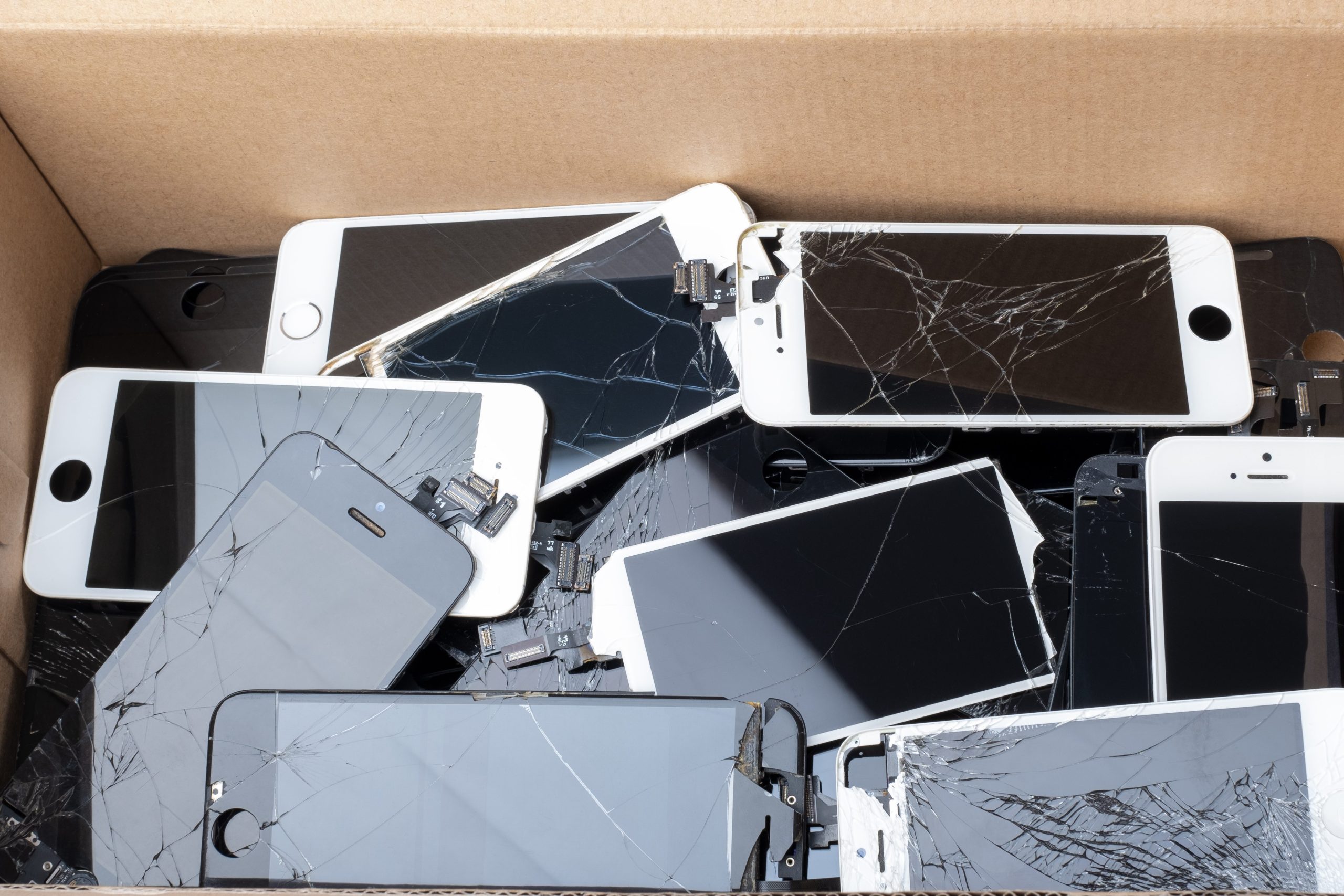e5a38ae3828ce3819fiphonee587a6e58886e381a7e5ae89e585a8e381abe5bb83e6a384e38199e3828be7b0a1e58d98e382ace382a4e38389 scaled