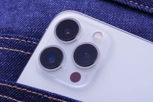 iPhone カメラ レンズ 割れ た時の即対応ガイド