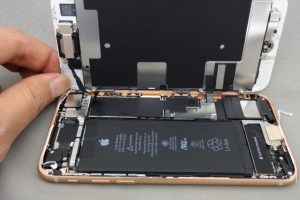 iPhone ガラス のみ 交換でコストを抑える修理