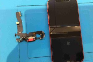 iPhone ライトニング コネクタ 修理で充電復活