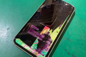 iPhone 画面 故障を最速で直す方法